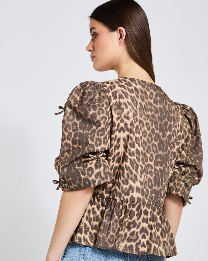 L---Leopard