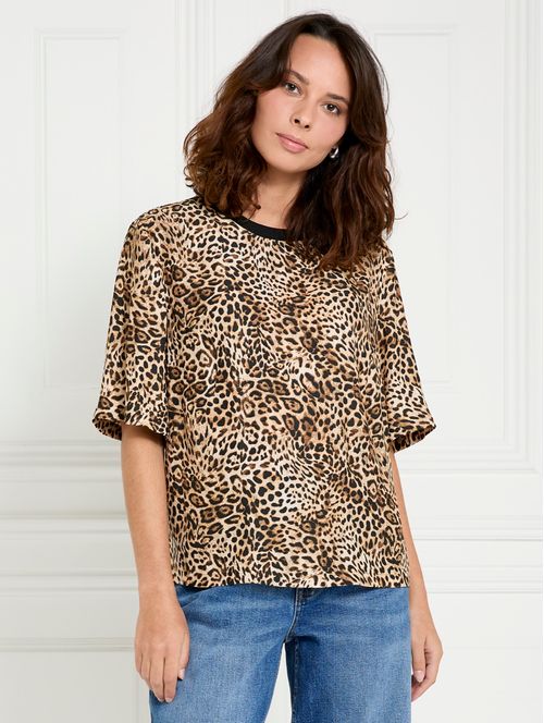 Gallery Leopard Printed Top