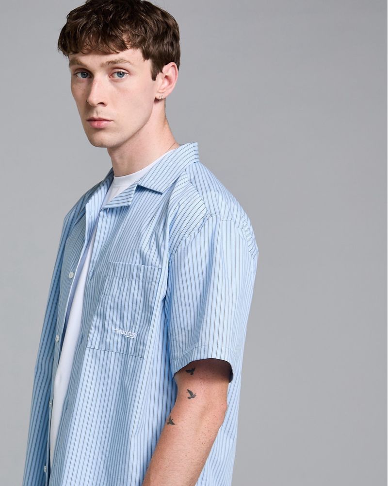 L---Blue