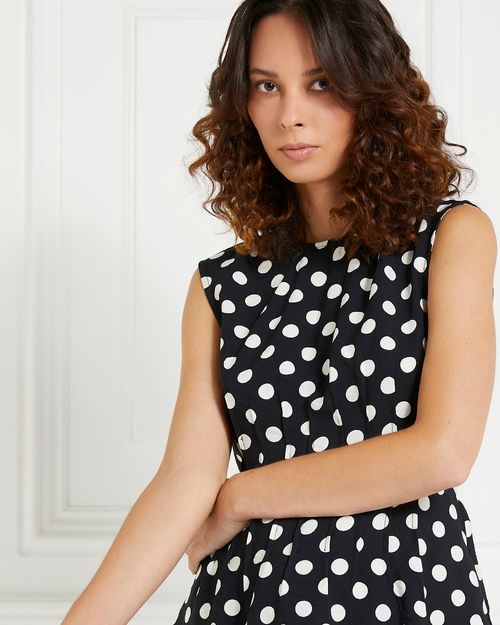 Gallery Lucia Pintuck Top