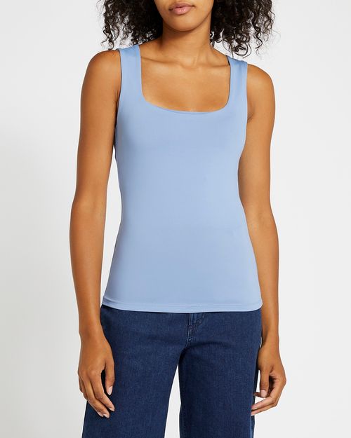 Scoop Neck Polyamide Fitted Stretch Vest