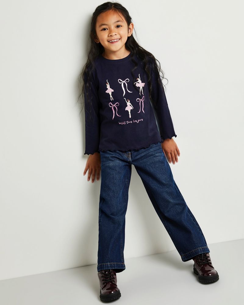 5257986_dark-wash
