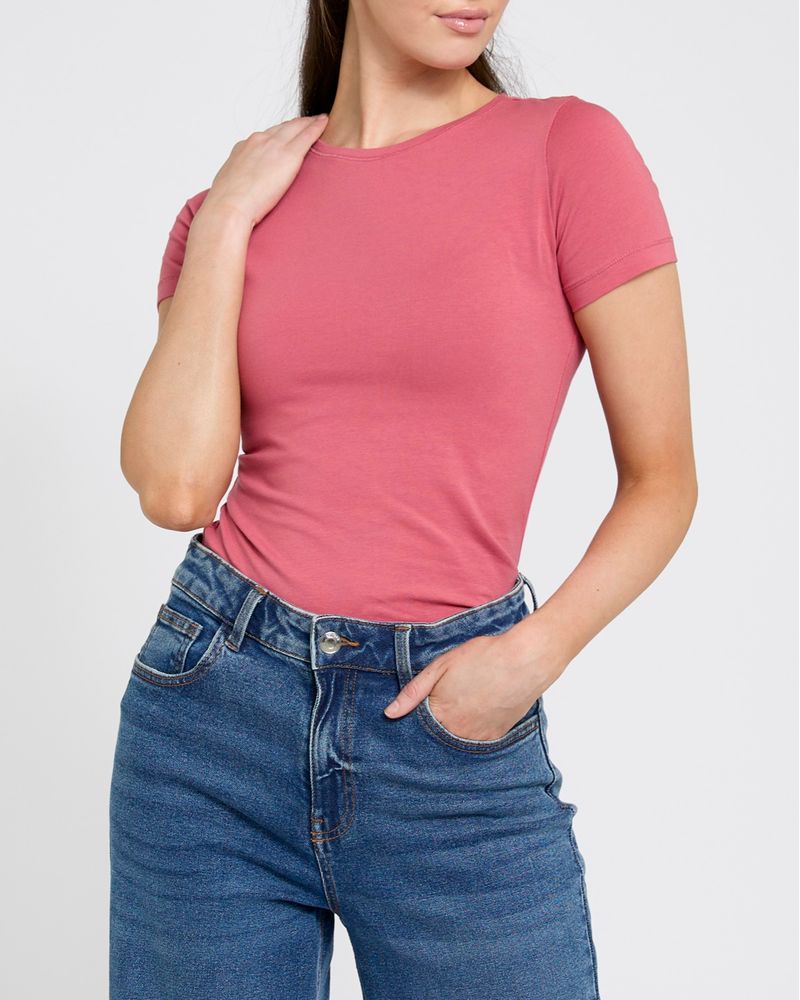 8157877_rose