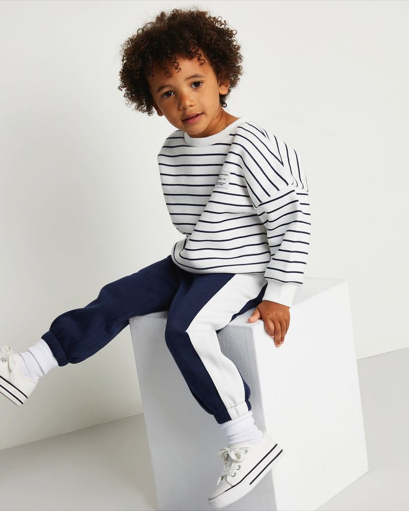 4963995_stripe