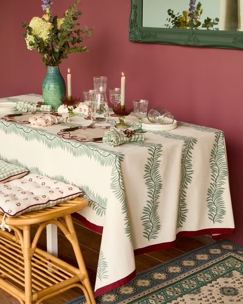 Carolyn Donnelly Eclectic Printed Tablecloth