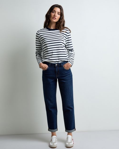 Mid-Rise Boyfriend Jeans